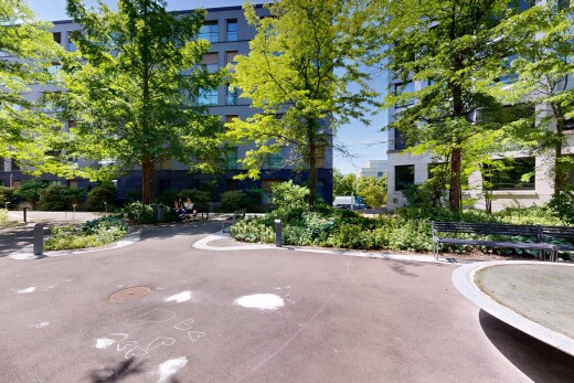 jardin avec from community, apartment complex view, et day time