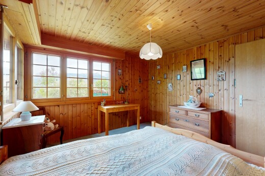 zimmer / schlafzimmer mit holzdecke, wood ceiling, inside property, holzwand, und wood wall