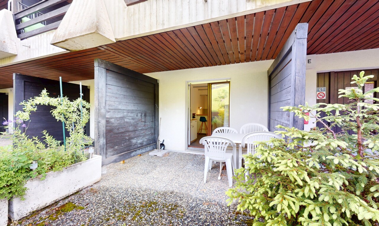 terrasse mit property visible, essbereich im freien, und terrasse