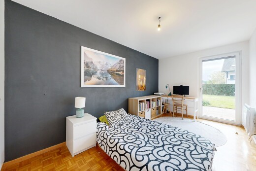 zimmer / schlafzimmer mit bürobereich, natürliches licht, natural light, gipskartonwand, und drywall