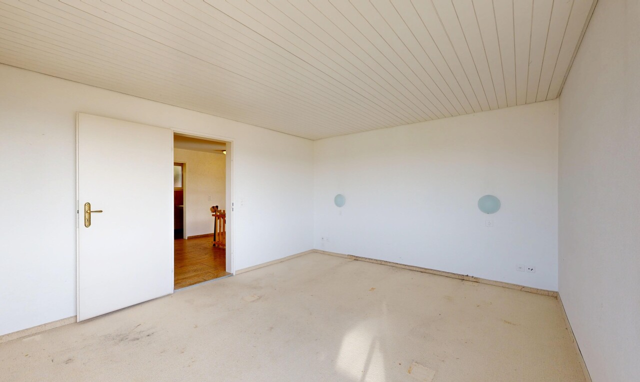 pièce vide avec cloison sèche, drywall, et inside property
