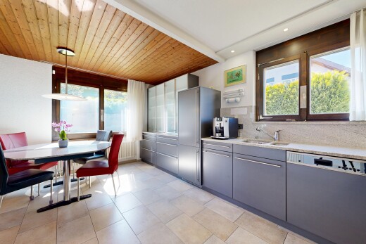 küche mit light countertops, pendant lighting, pendelleuchte, inside property, und natürliches licht