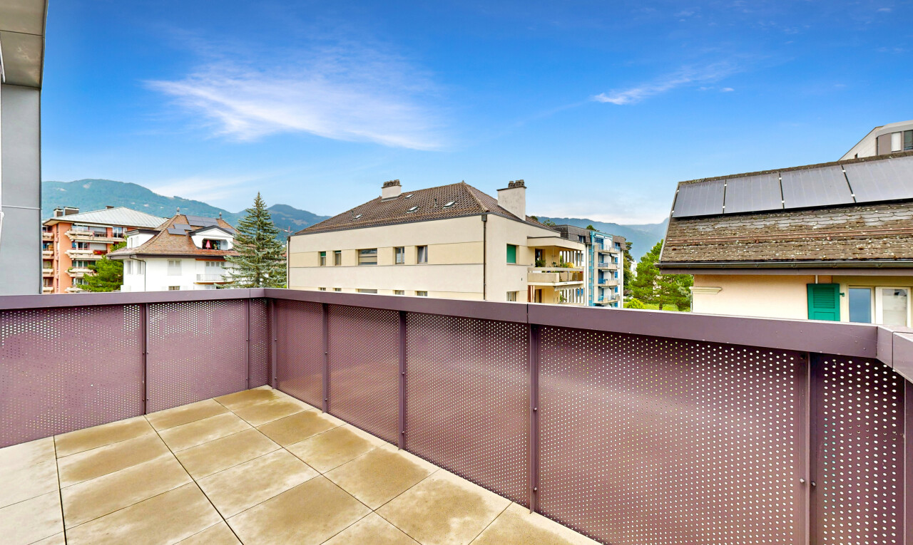 terrasse avec balcon, vue sur la montagne, mountain view, from property, et day time