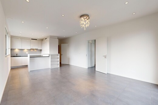 küche mit weiße schränke, öffnet sich zum wohnraum, küchentheke, gipskartonwand, und drywall