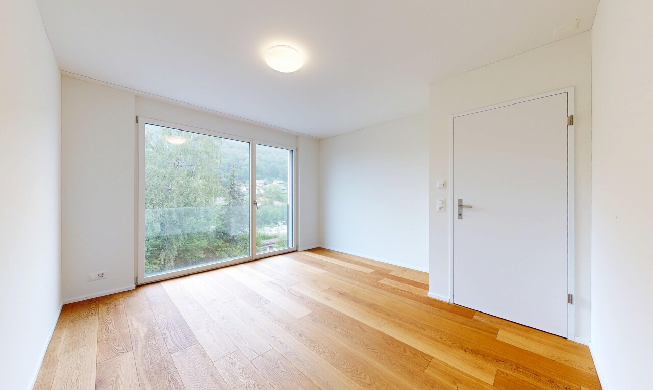 leerer raum mit inside property, natural light, natürliches licht, light floor, und drywall