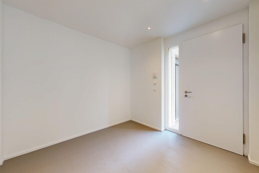 leerer raum mit gipskartonwand, drywall, inside property, einbauleuchten, und recessed lighting