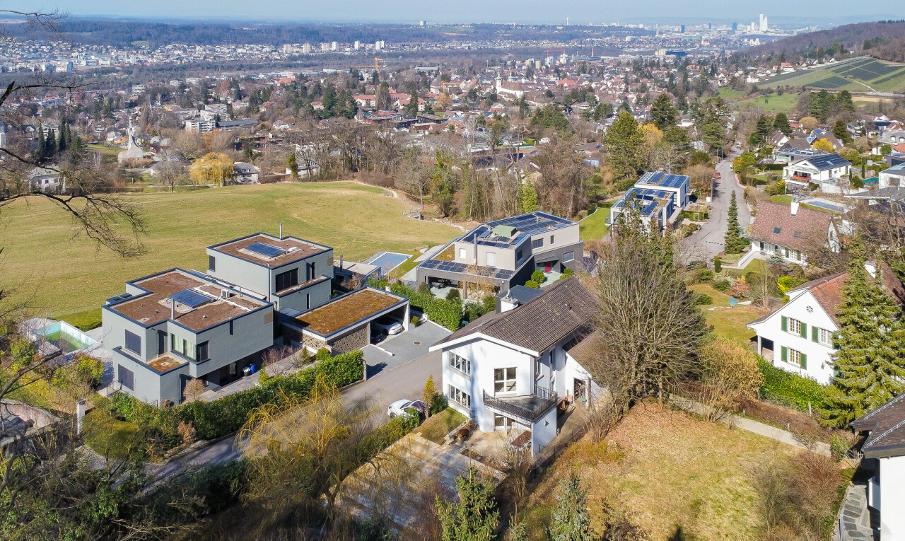 façade avec vue résidentielle et allée