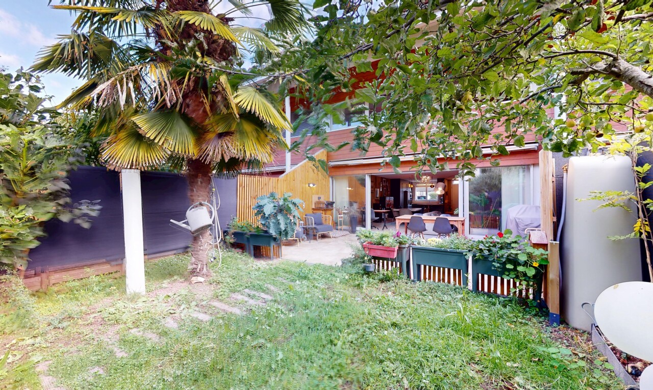 garten mit terrasse, property visible, und zaun