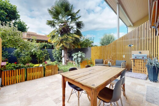 terrasse mit essbereich im freien, from property, terrasse, day time, und zaun