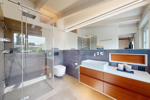 bad mit tile wall, fliesenwand, schminktisch, komplettes badezimmer, und dusche