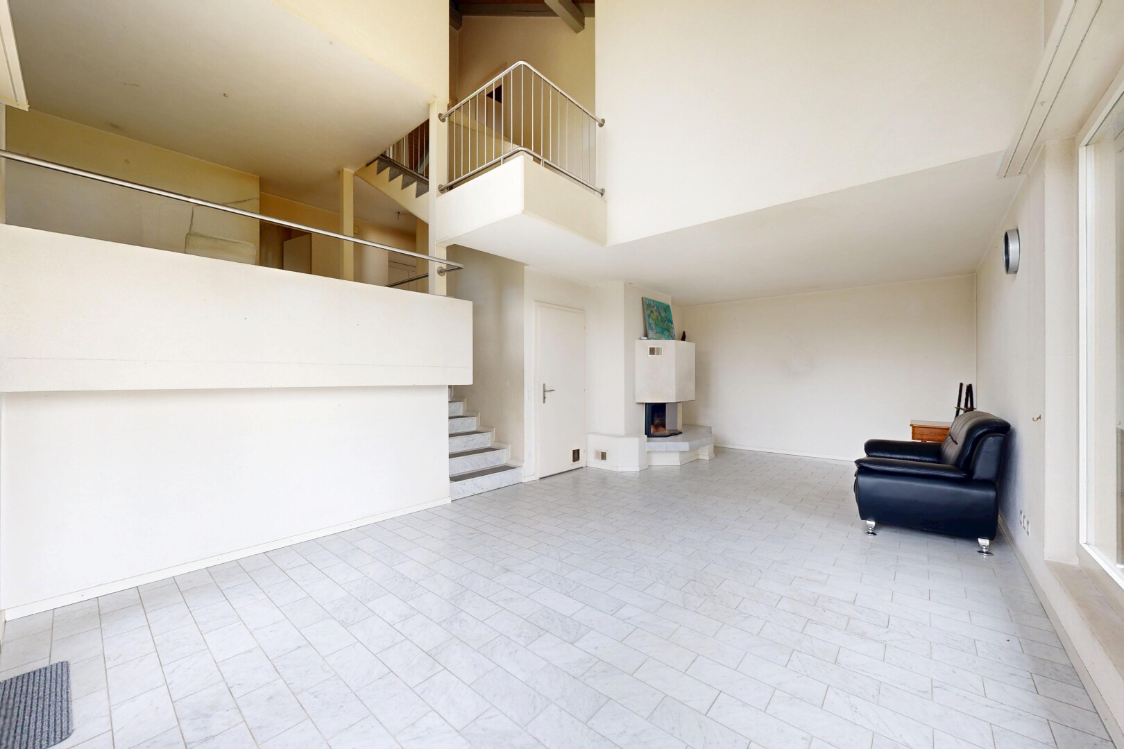 terrasse avec inside property