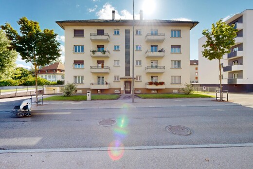 außenansicht mit day time, blick auf wohnanlage, apartment complex view, und property visible
