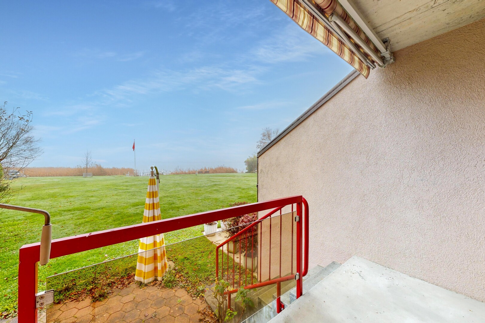 balcon avec day time, from property, rural view, vue rurale, et balcon