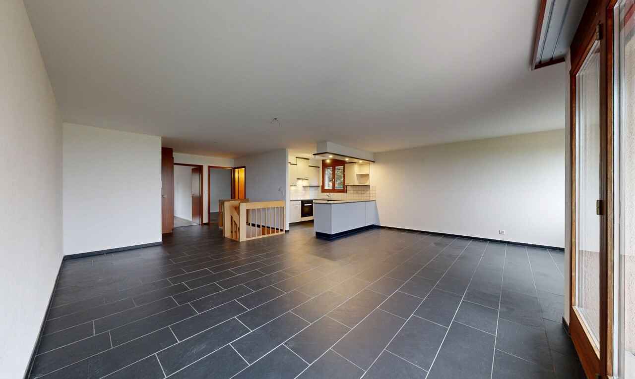 pièce vide avec cloison sèche, drywall, et inside property