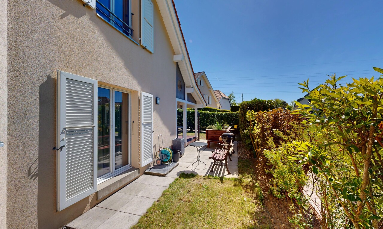 terrasse mit from property, terrasse, und day time