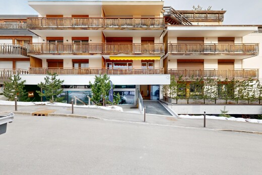 extérieur du bâtiment avec from community