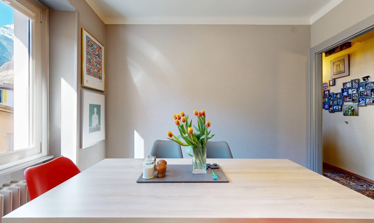 salle à manger avec inside property, lumière naturelle, natural light, cloison sèche, et drywall