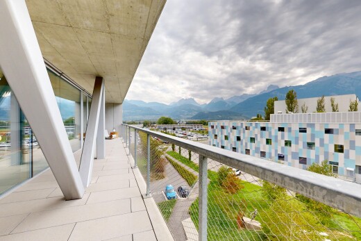 balkon mit balkon, blick auf die berge, mountain view, view focus, und from property