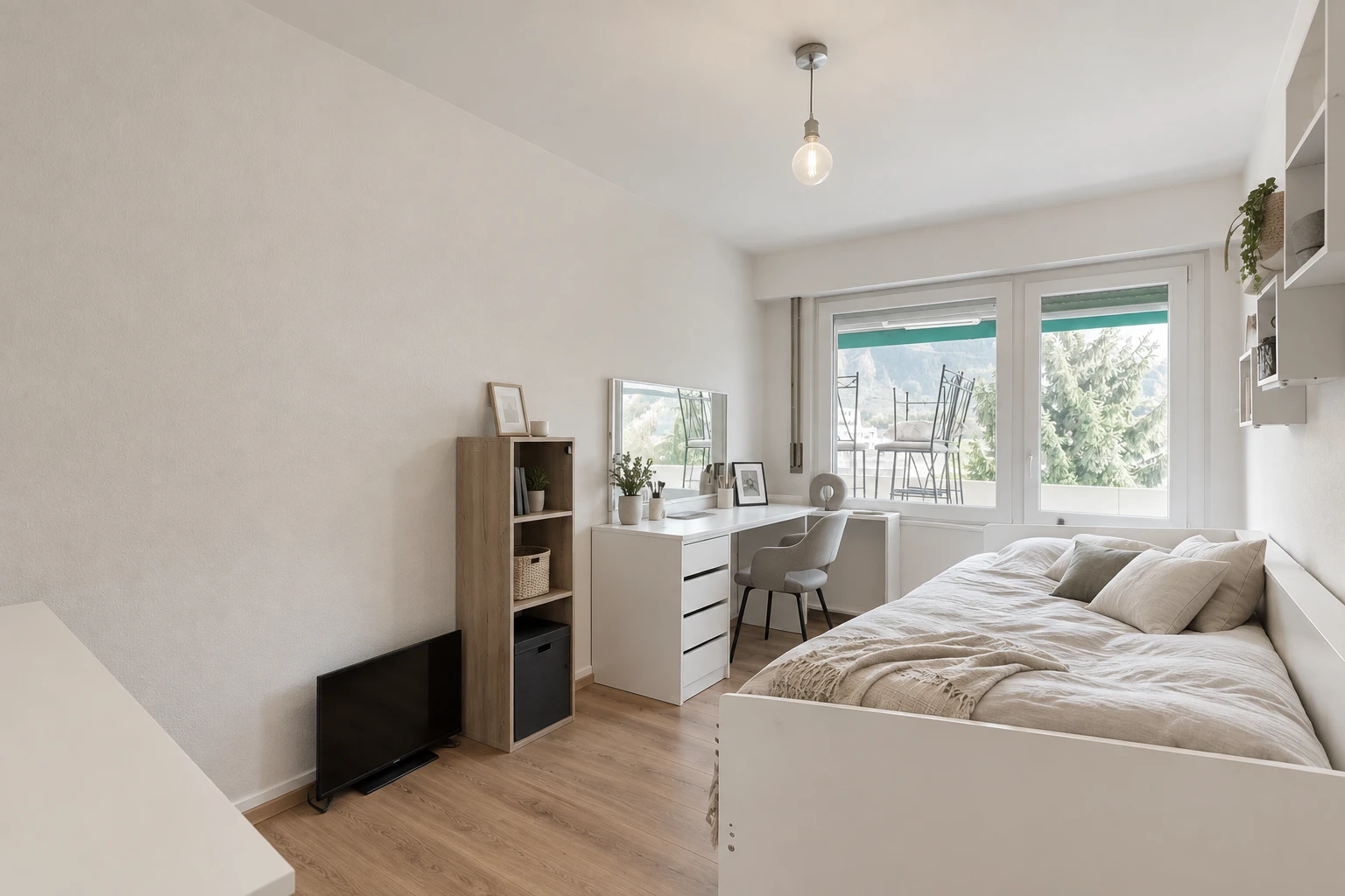 chambre avec éclairage suspendu, drywall, cloison sèche, wood finish floor, et sol en finition bois