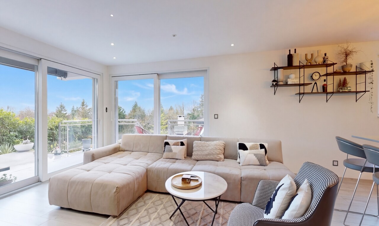 living area featuring recessed lighting and wood finished floors