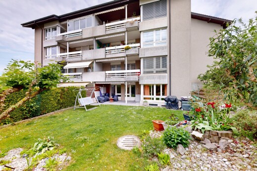 extérieur du bâtiment avec apartment complex view, vue sur le complexe d'appartements, et from community