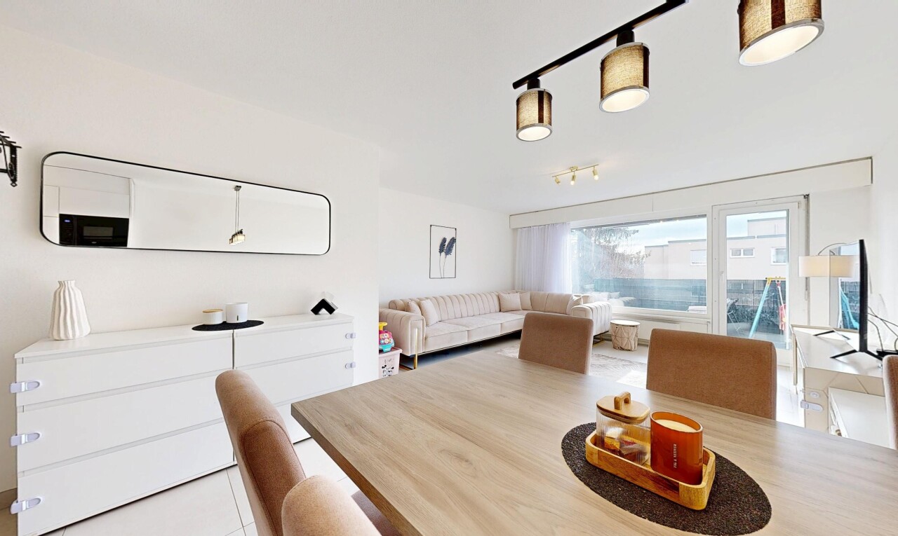 Renovated 2.5-bedroom apartment – 61 sq. m. – South-facing