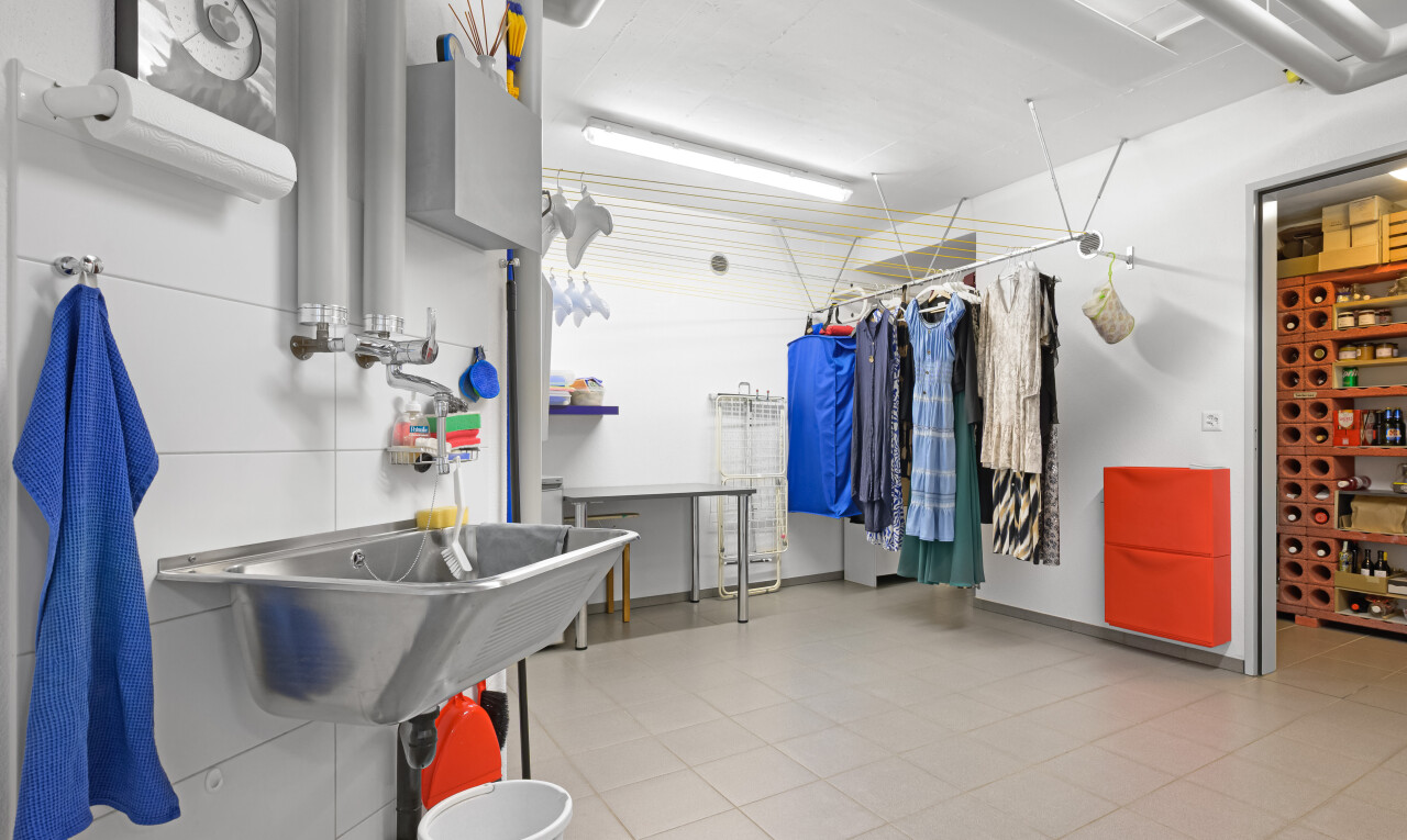 wäschekammer mit inside property, drywall, und gipskartonwand