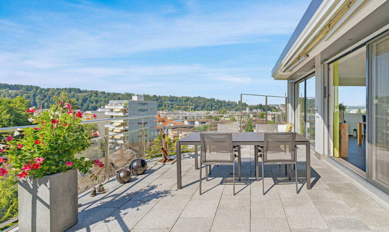 terrasse mit terrasse, from property, essbereich im freien, und day time