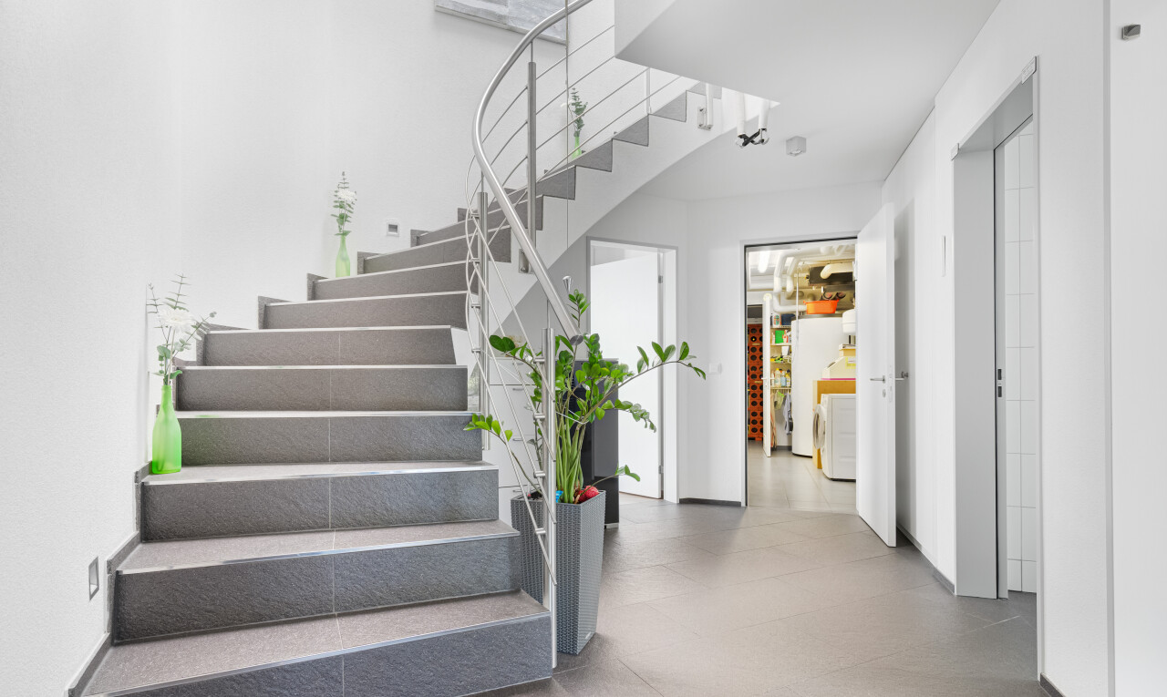 treppe mit gipskartonwand, drywall, treppen, und inside community