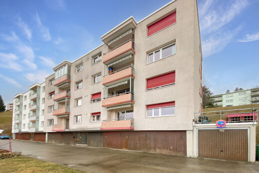 außenansicht mit blick auf wohnanlage