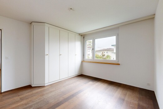leerer raum mit natürliches licht, natural light, gipskartonwand, drywall, und inside property