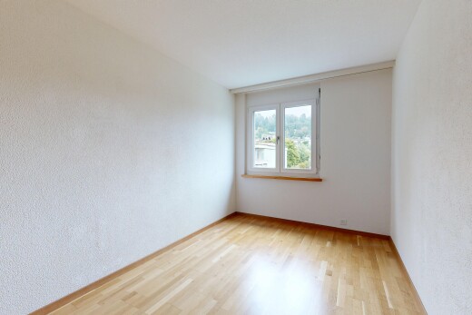 leerer raum mit natürliches licht, natural light, holzfußboden, wood finish floor, und inside property