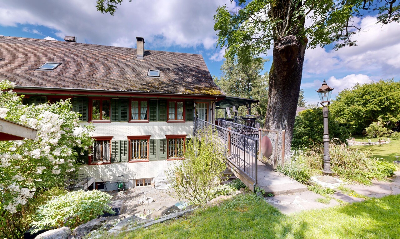 außenansicht mit property visible, schornstein, und day time