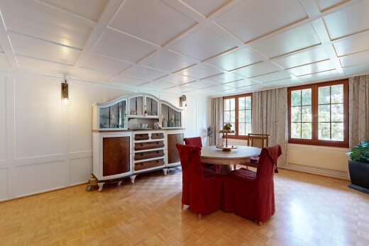 esszimmer mit paneling wall, wandvertäfelung, wood finish floor, holzfußboden, und coffered ceiling