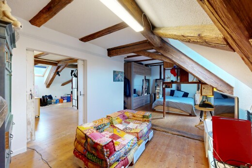 wohnzimmer mit holzfußboden, wood finish floor, inside property, gipskartonwand, und drywall