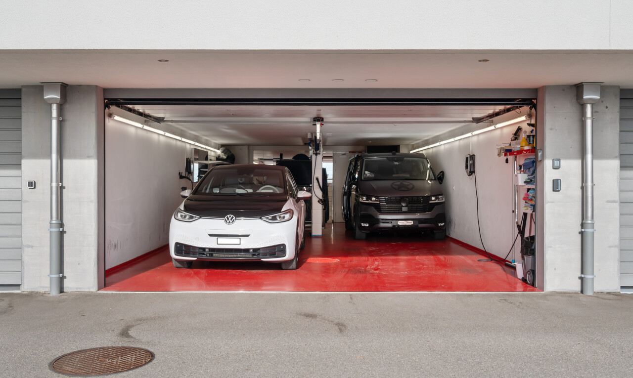 parking avec inside property
