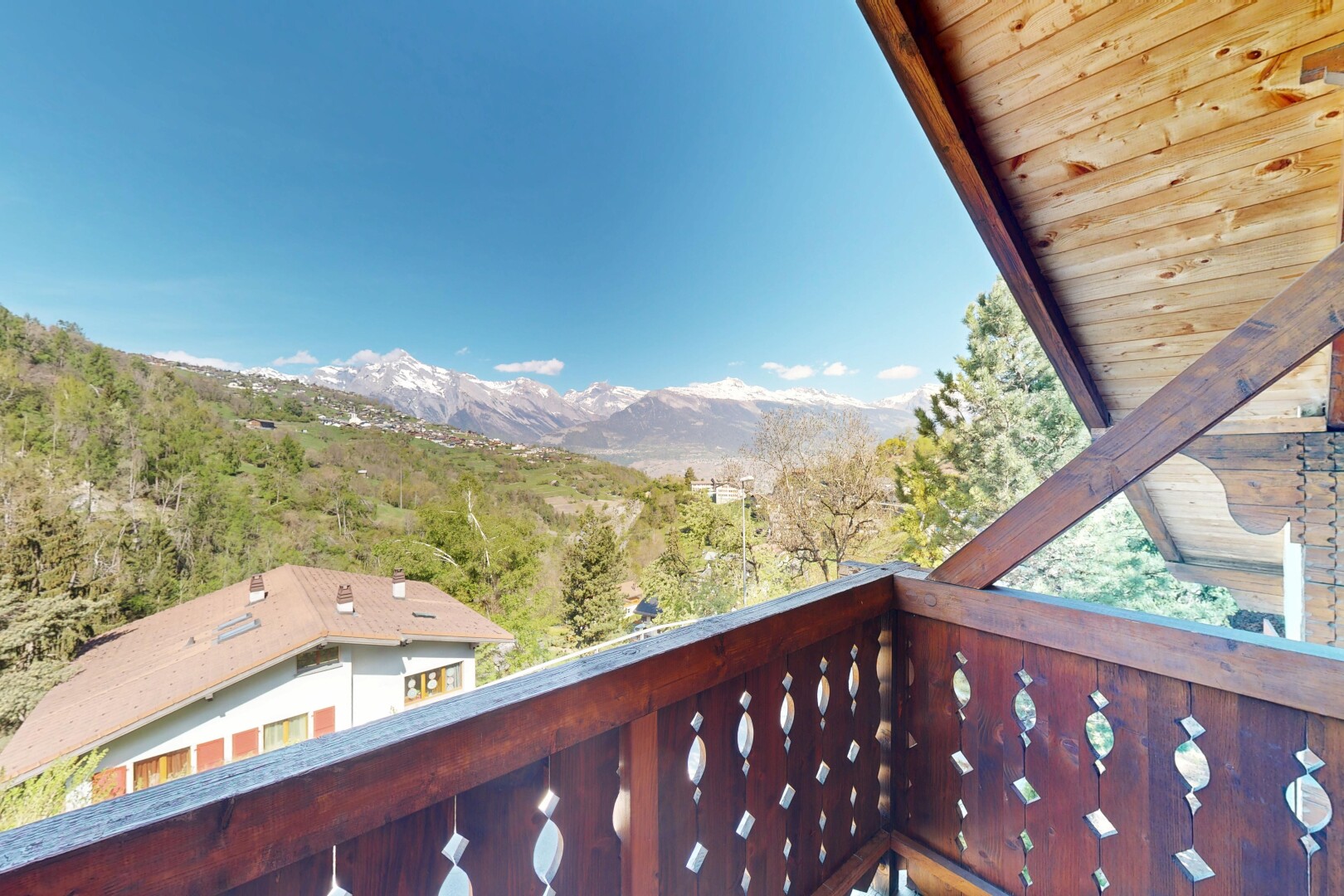 balkon mit from property, balkon, day time, mountain view, und blick auf die berge