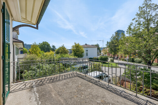 balkon mit view focus, day time, balkon, und from property