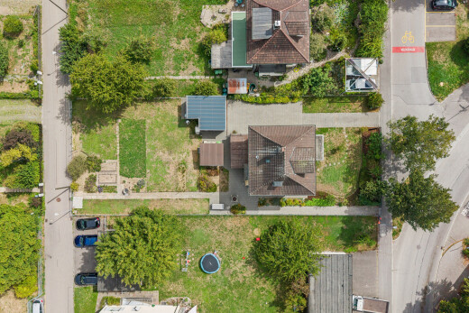 lage auf der karte mit aerial map