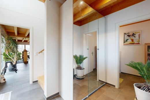 halle / korridor mit balkendecke, beamed ceiling, inside property, gipskartonwand, und drywall