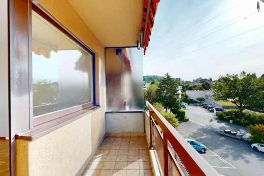balkon mit balkon, from property, day time, und view focus
