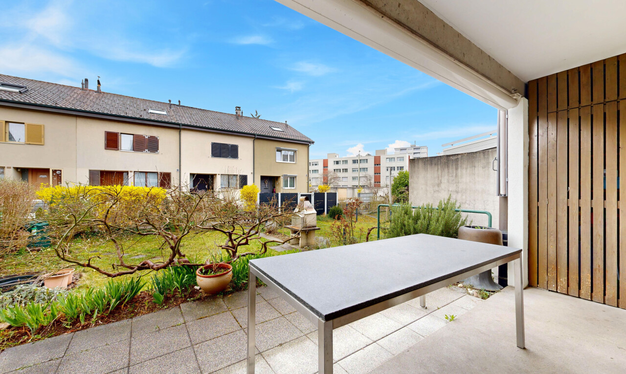 terrasse mit day time, apartment complex view, und from property