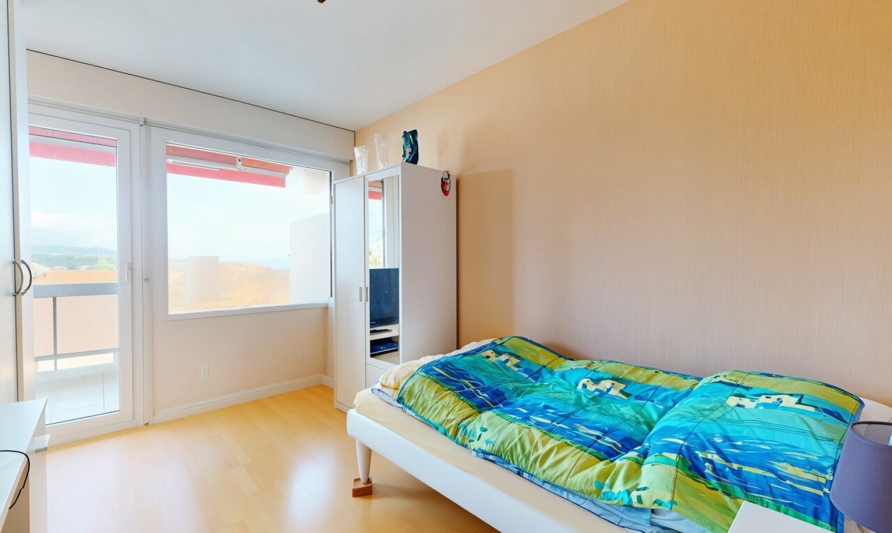 zimmer / schlafzimmer mit natural light, natürliches licht, inside property, drywall, und gipskartonwand