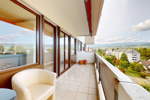 balcon avec balcon, day time, et from property