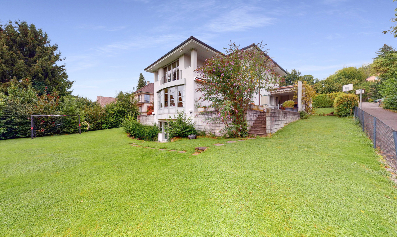 Zu verkaufen 330 m²Einfamilienhaus in Dornach