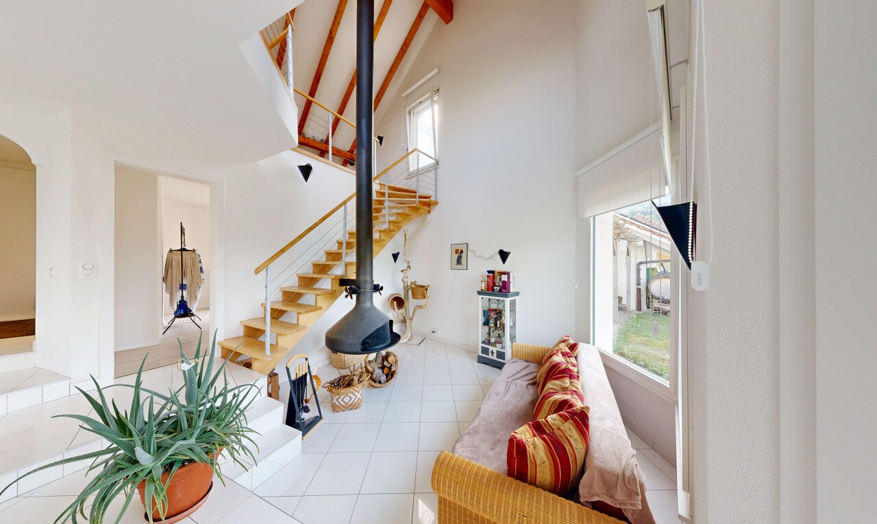 treppe mit hohe decke, high ceiling, gipskartonwand, drywall, und treppen