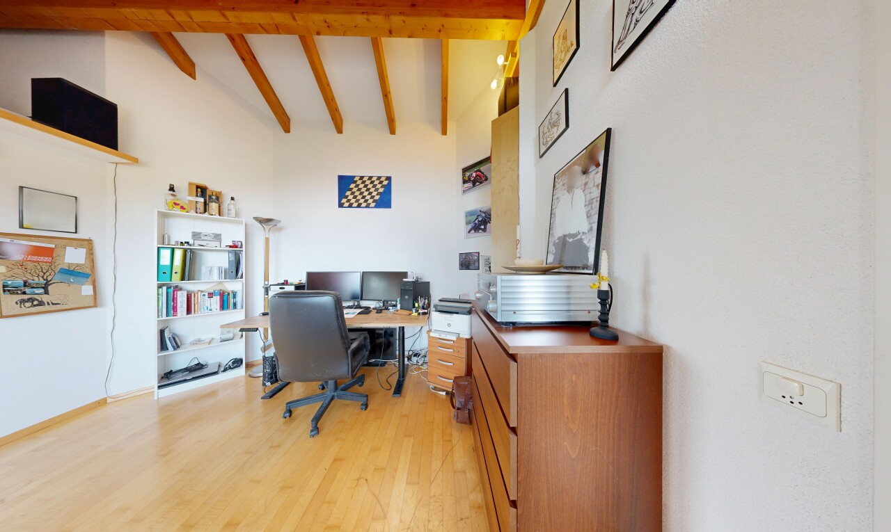 büro mit balkendecke, beamed ceiling, high end ceiling, gipskartonwand, und drywall