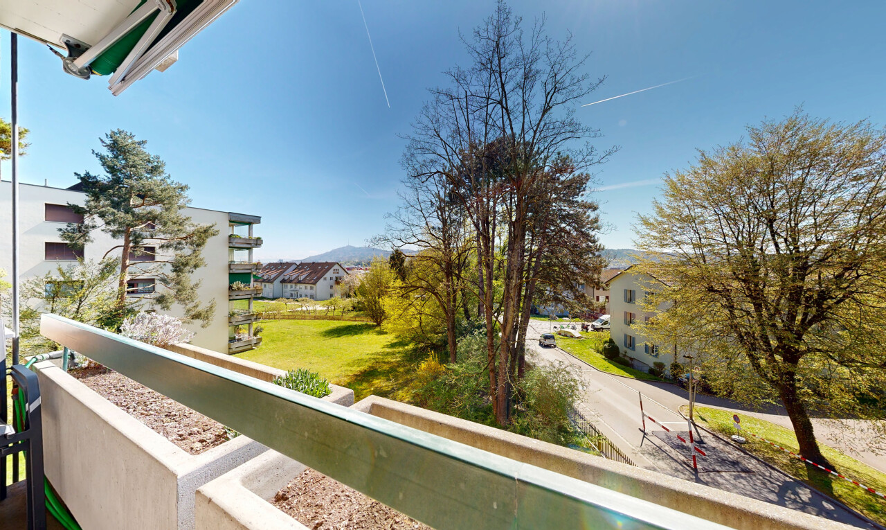 balkon mit day time und from property