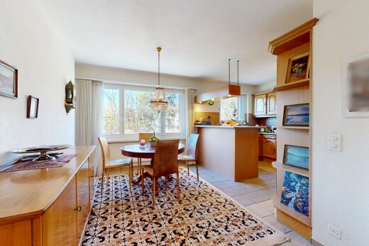 esszimmer mit light floor, inside property, natural light, natürliches licht, und tile floor