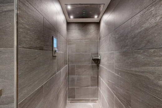 bad mit inside property, komplettes badezimmer, und dusche